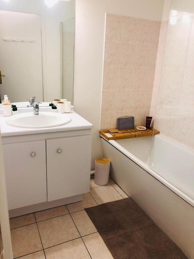 7 Minutes Disney/Netflix/Terrace/Car Park Apartment Magny-le-Hongre Bagian luar foto