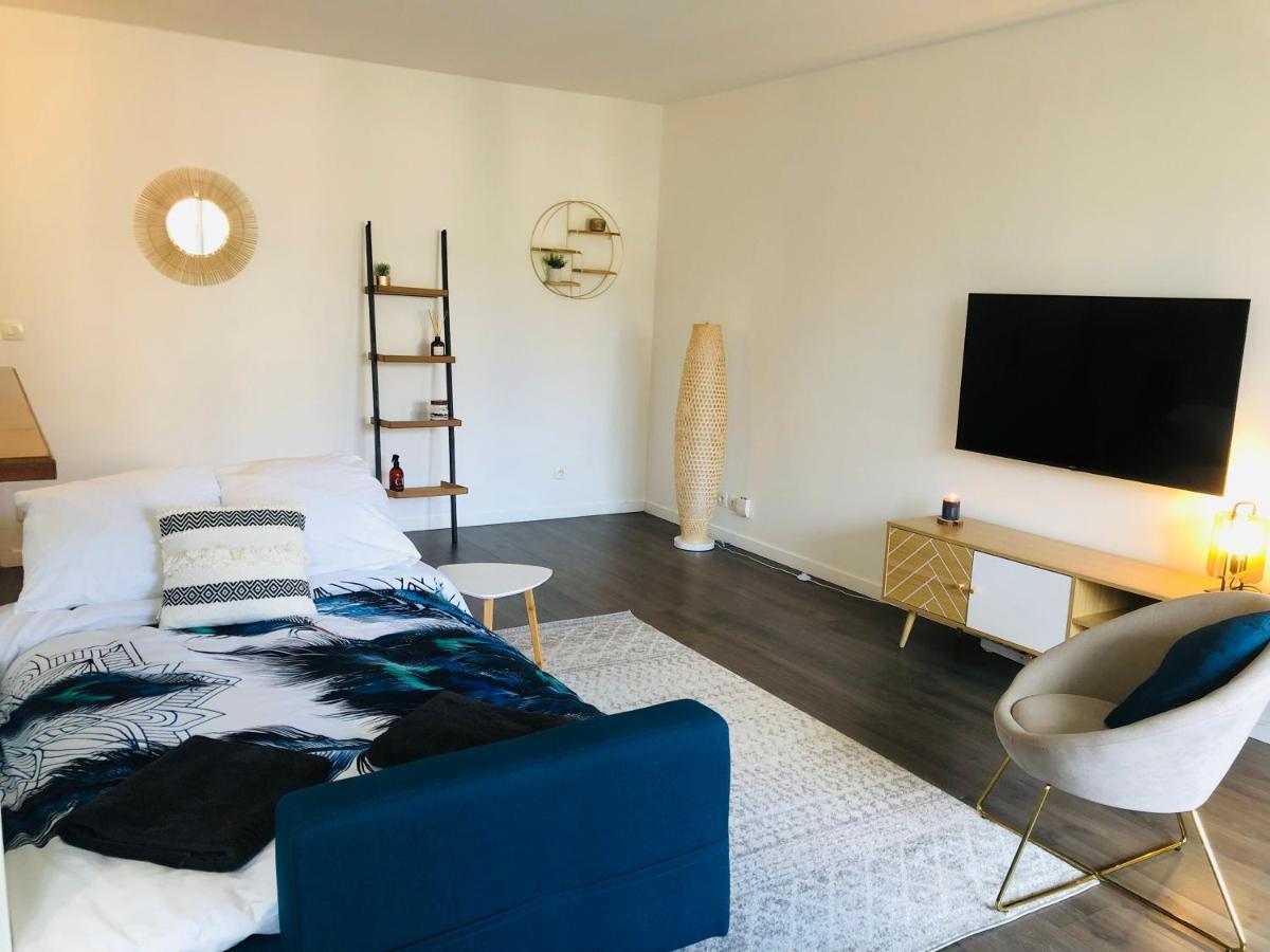 7 Minutes Disney/Netflix/Terrace/Car Park Apartment Magny-le-Hongre Bagian luar foto